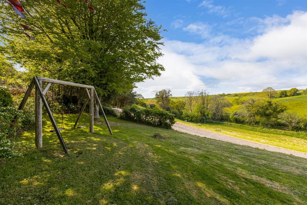 A06 - Blackawton, Newton Farm - 230515.jpg