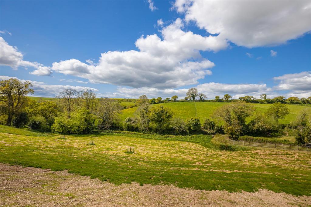 A03 - Blackawton, Newton Farm - 230515.jpg