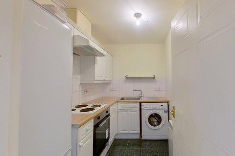 2 bedroom flat to rent, Eversley Street, Glasgow, G32