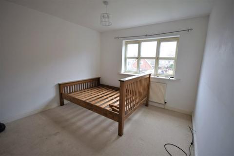 2c Lutterworth Drive, Adwick Le Street, Doncaster, DN6 7BX