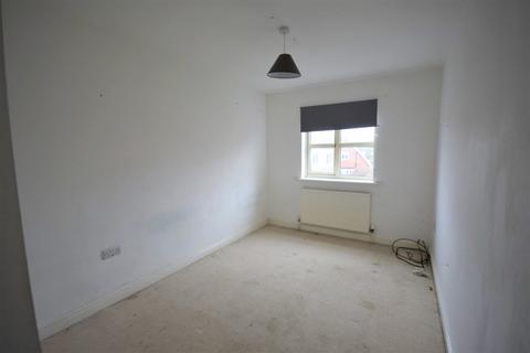 2c Lutterworth Drive, Adwick Le Street, Doncaster, DN6 7BX