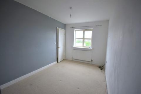 2c Lutterworth Drive, Adwick Le Street, Doncaster, DN6 7BX