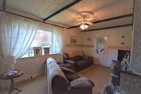 3 bedroom end of terrace house for sale, Alvaston Walk, Doncaster DN12