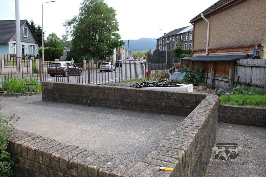 Princess Louise Road, Tonypandy, Rhondda Cynon Taff, CF40 2LY 3 bed