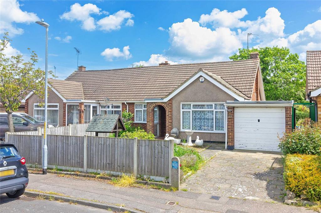 Godwin Close, Kemsley, Sittingbourne, Kent, ME10 2 bed bungalow for sale £270,000