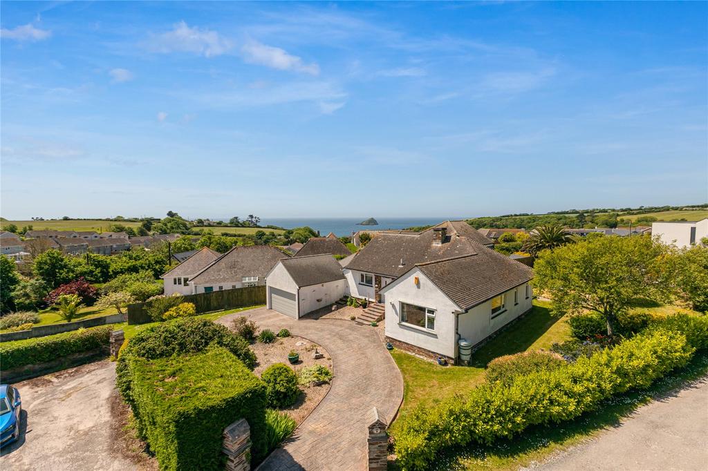 Hillcrest Close, Wembury, Plymouth, Devon, PL9 4 bed bungalow for sale