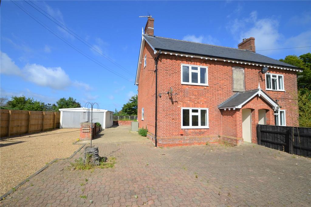 Leiston, Suffolk 3 bed semidetached house for sale £255,000
