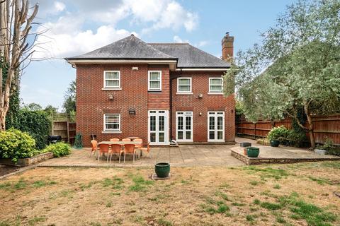 undefined, Charlotte Court, Esher, KT10