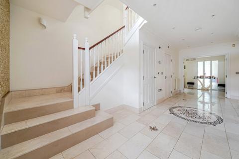 undefined, Charlotte Court, Esher, KT10