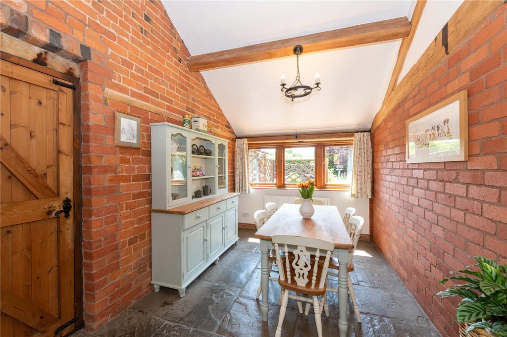 Breakfast Room