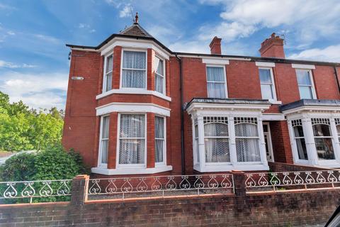 4 bedroom end of terrace house for sale, King Street, Shrewsbury SY2