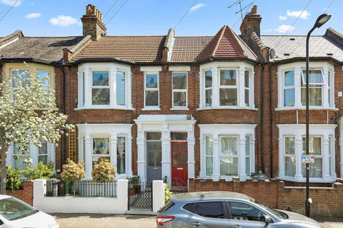 16a Leasowes Road, London, E10 7BE