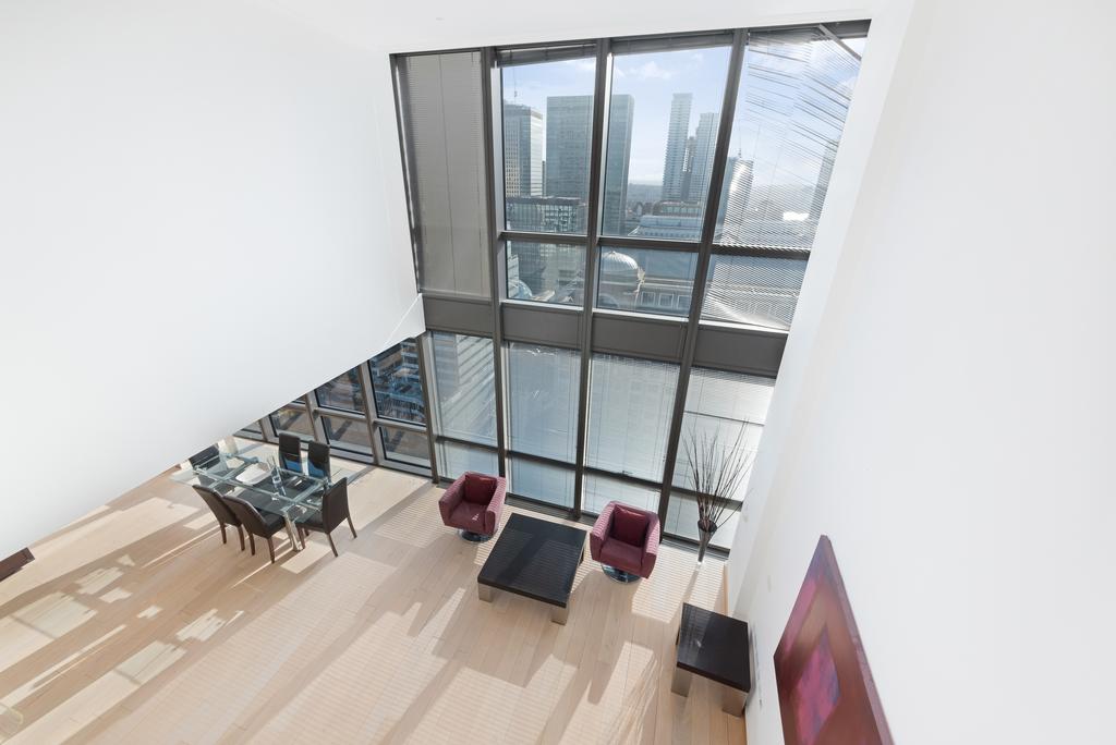 One west inda quay,
