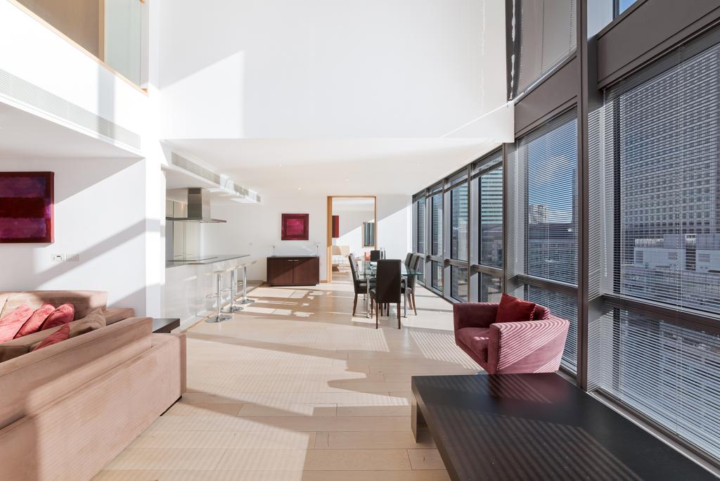 One west inda quay,