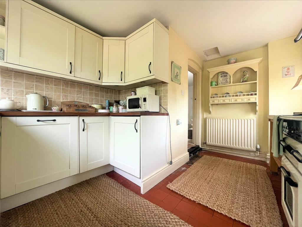 42 Main Road, Ketley Bank, Telford, Shropshire 3 bed semidetached