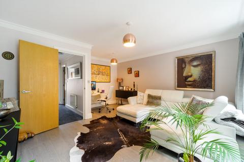 2 Abbey Mews, Isleworth, TW7 5BJ
