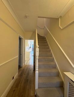 3 bedroom terraced house to rent, Malvern Avenue, London