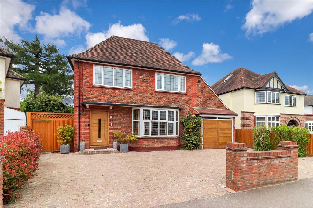 Stratford Way, Watford, Herts, WD17 5 bed detached house for sale £