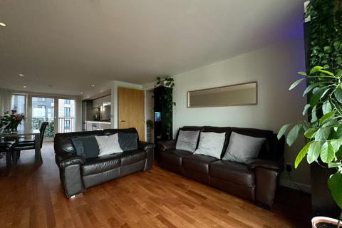 2 bedroom flat to rent, Bell Street, Merchant City, Glasgow, G4