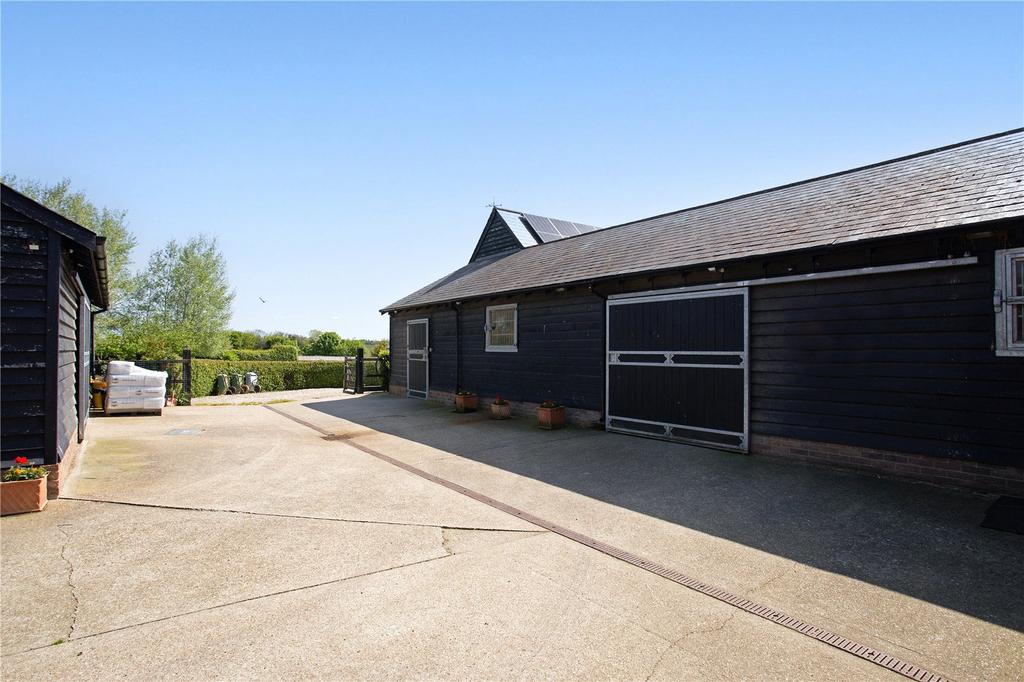 Stanbrook, Thaxted, Dunmow, Essex, CM6 5 bed equestrian property £