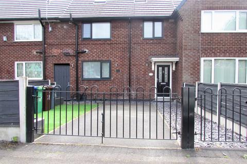 72 Royalthorn Road, Manchester, M22 8AA