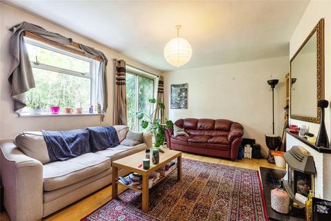 3 bedroom terraced house for sale - Casterbridge Road, London, SE3