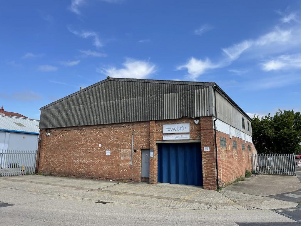 Aztex House, Ivy Arch Road, Worthing... Industrial unit - £3,500 pcm (£ ...