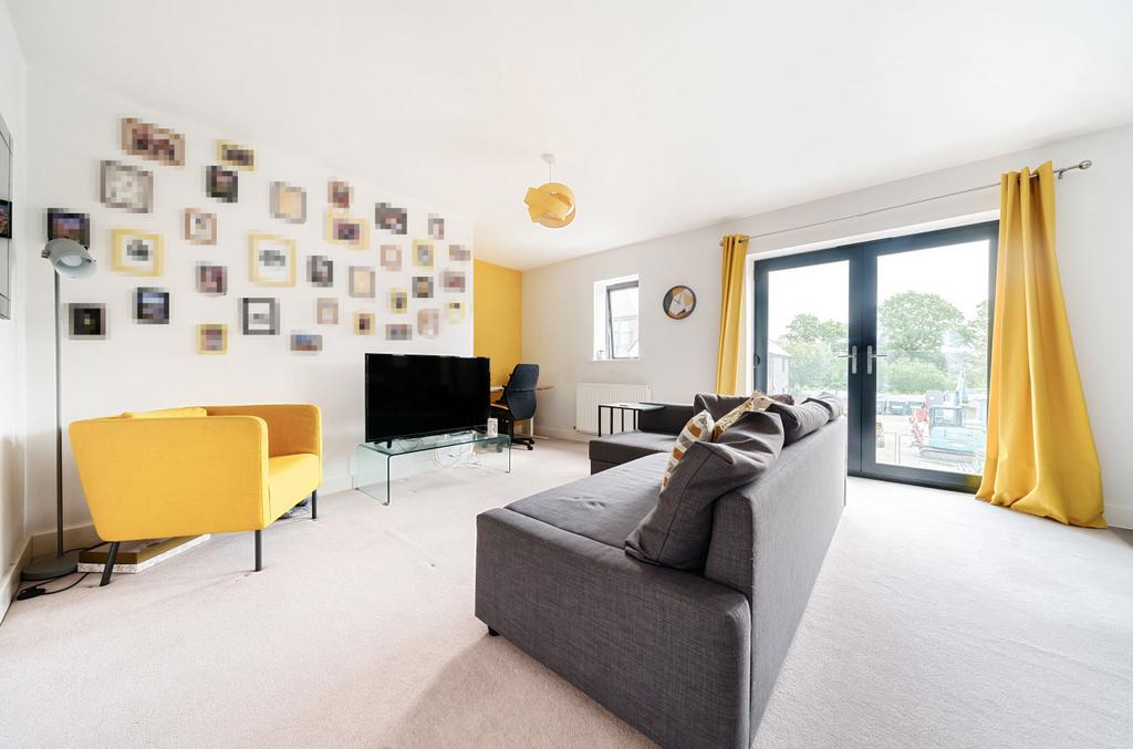 Abbotswood Common Road, Romsey, Hampshire, SO51 2 bed apartment for