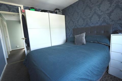 76 Udall Gardens, Romford, RM5 2LA