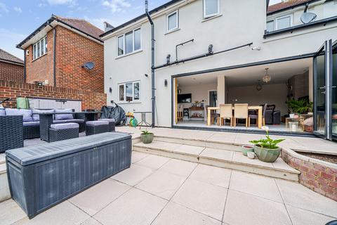 36 Blackfen Road, Sidcup, DA15 8SN