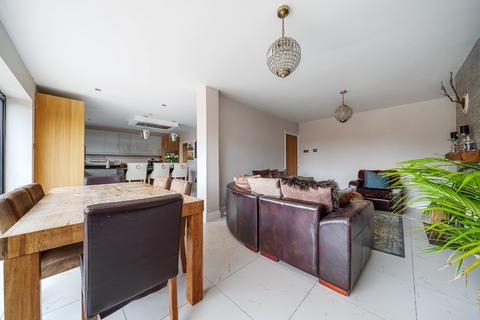 36 Blackfen Road, Sidcup, DA15 8SN