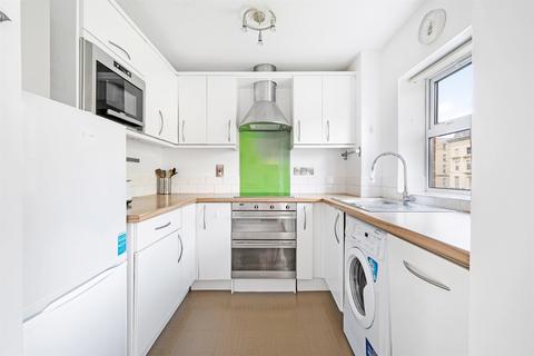 2 bedroom apartment to rent, Kings Road, Reading, RG1