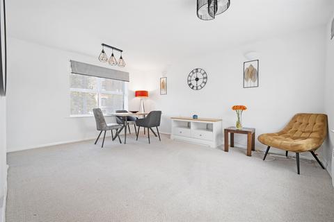 2 bedroom apartment to rent, Kings Road, Reading, RG1