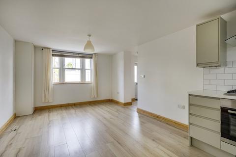 2 bedroom detached house for sale, Woodfield Park Drive, Leigh-on-sea, SS9