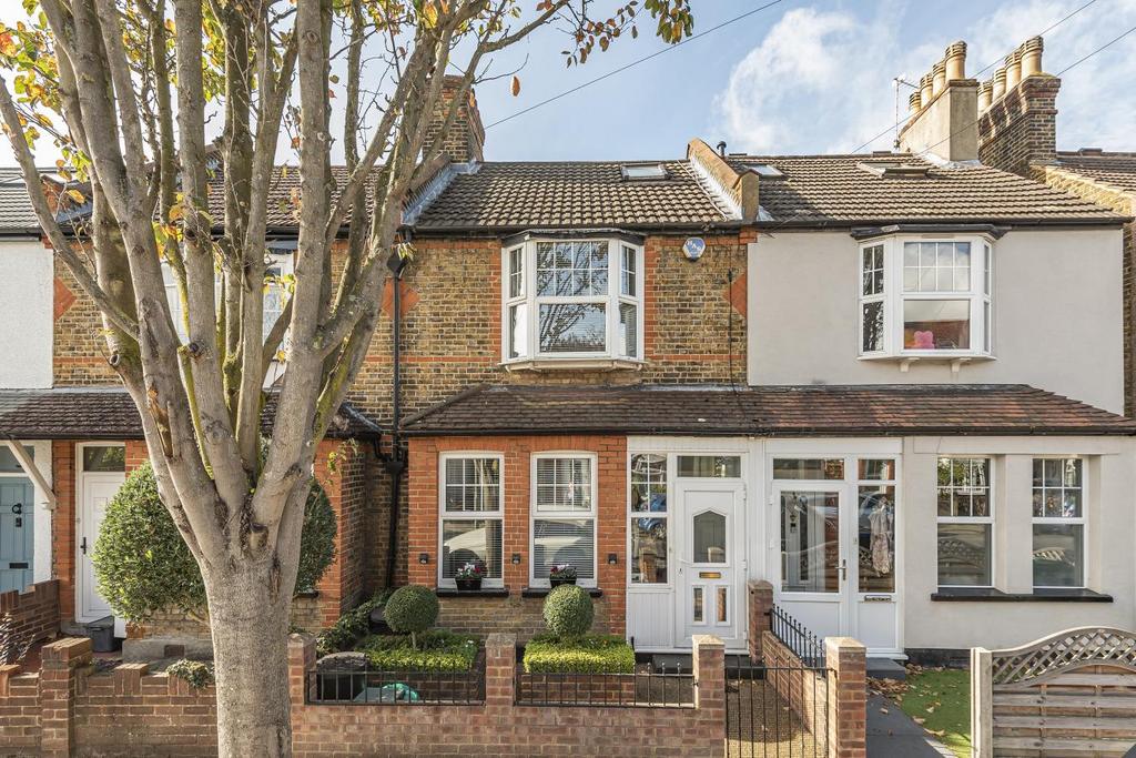 Haywood Road, Bromley 3 bed terraced house £585,000