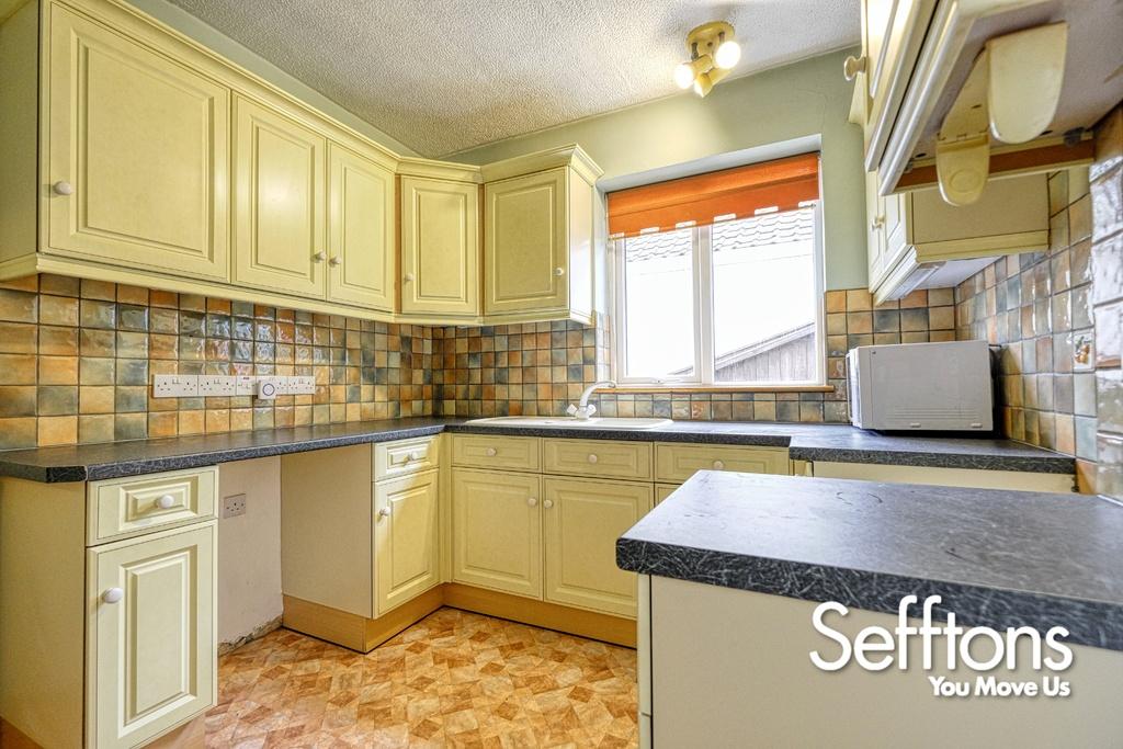 Caston Road, Thorpe St Andrew, Norwich 2 bed semidetached bungalow for