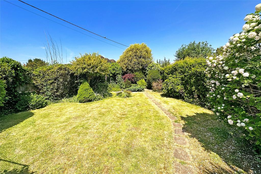 Kent Road, Littlehampton, West Sussex 2 bed bungalow for sale £415,000