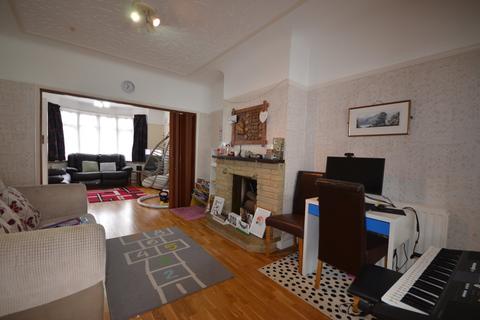 18 Formby Avenue, Stanmore, HA7 2JZ