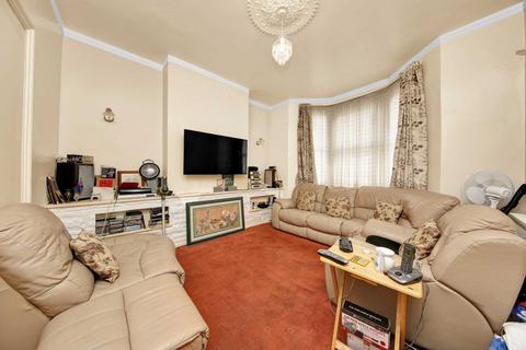 3 bedroom terraced house for sale, Trelawn Road, Leyton, E10