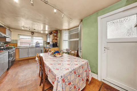 3 bedroom terraced house for sale, Trelawn Road, Leyton, E10