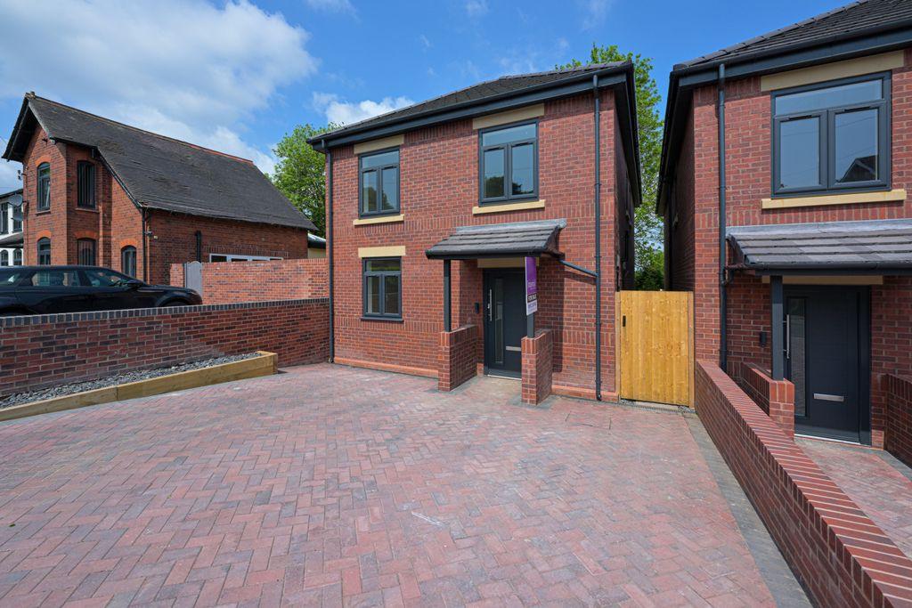 Albion Street, St TF2 4 bed detached house for sale £375,000