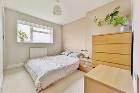 11a Cheyney Walk, Abingdon, OX14 1HN