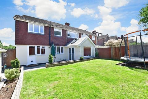 29 Durkins Road, East Grinstead, RH19 2ER