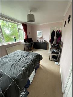 2 bedroom apartment to rent, Woking,  Surrey,  GU22