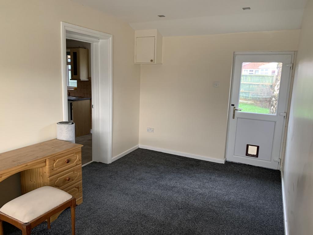 Bedroom 3/Home Office