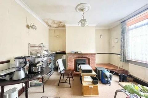 3 bedroom semi-detached house for sale - Edward Street, Kirkby-in-Ashfield, Nottingham, Nottinghamshire, NG17 7JP
