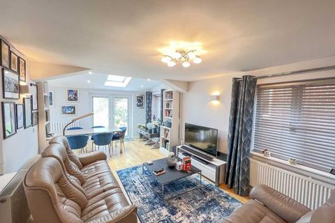 19 Bear Lane, Stadhampton, Oxford, OX44 7UR