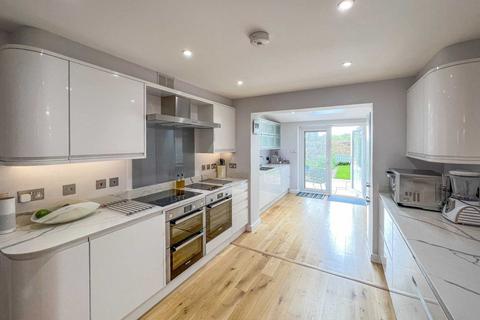 19 Bear Lane, Stadhampton, Oxford, OX44 7UR