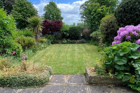 110 Towcester Road, Northampton, NN4 8LH