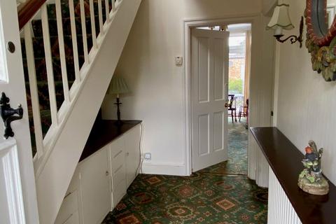 110 Towcester Road, Northampton, NN4 8LH